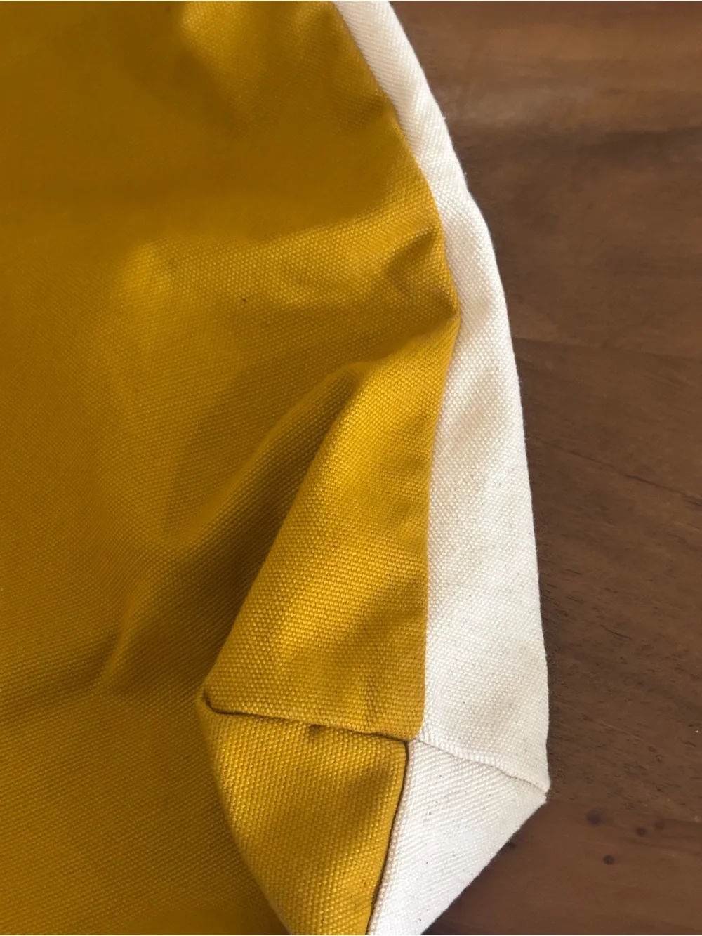 Baggu Two Tone Cotton Horizontal Duck Bag Tote
Shoulder Bag Deadstock Earth
Day - Picture 8 of 9